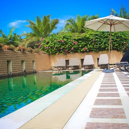 Royal Lee Resort And Spa Nai Yang Beach Екстериор снимка