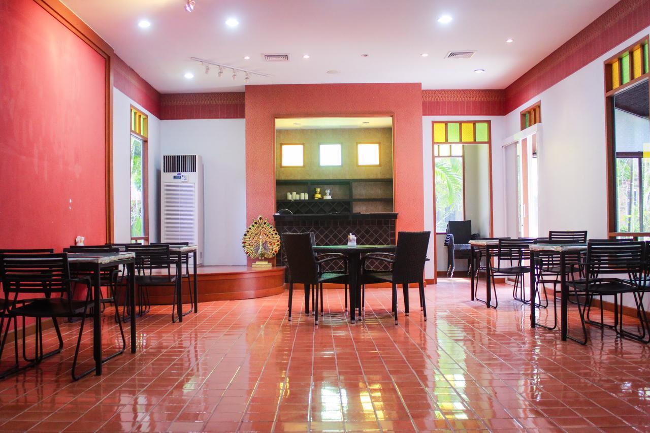 Royal Lee Resort And Spa Nai Yang Beach Екстериор снимка